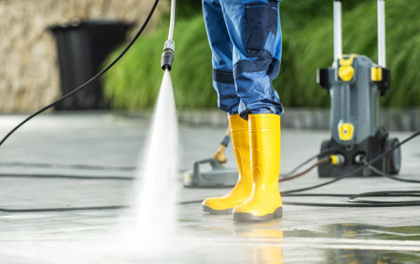 Best Deck Pressure Washing  in Meadowood, PA